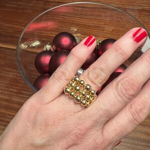 Elegant Gold Beaded Ring